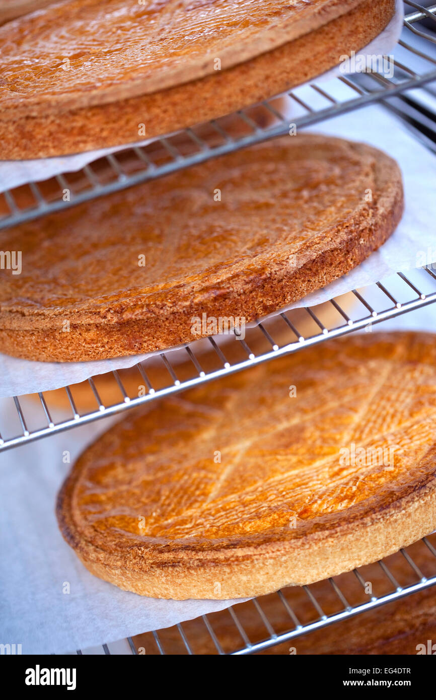 French Cakes Gateau Basque In A Bakery Stock Photo Alamy French Cakes Gateau Basque In A Bakery Stock Photo Alamy