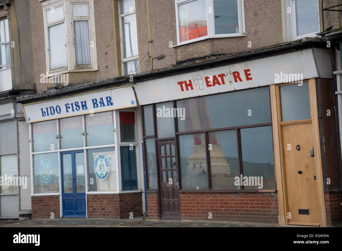 Run down shop front hires stock photography and images Alamy