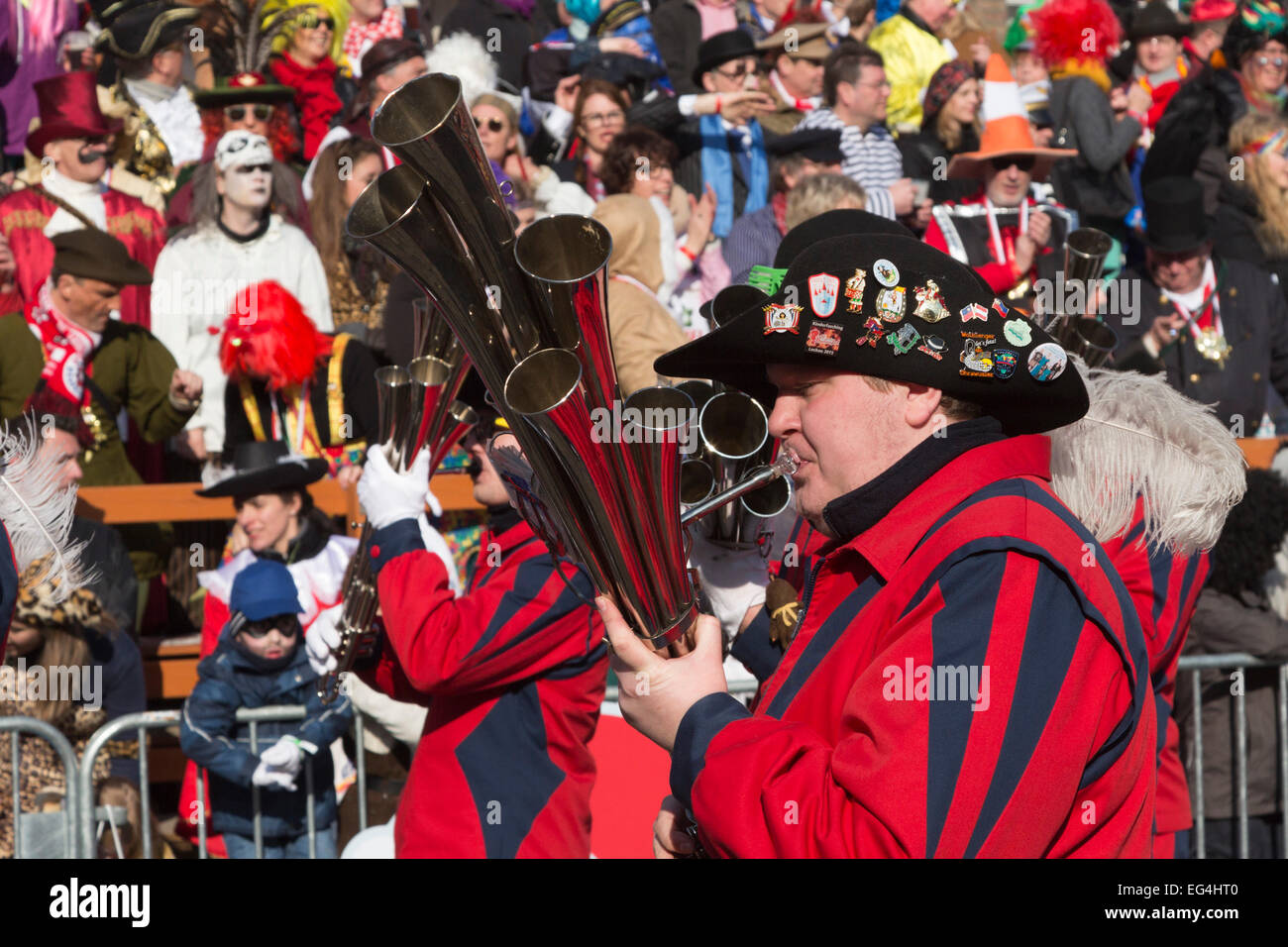 Shawm hires stock photography and images Alamy