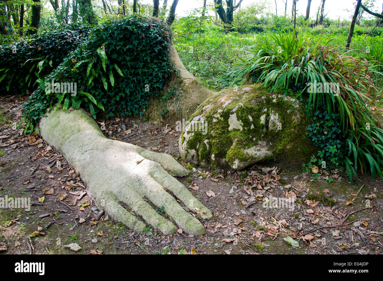 Mud Maid grassy art installation by Sue & Pete Hill in The Lost Gardens of Heligan, Cornwall, England Stock Photo