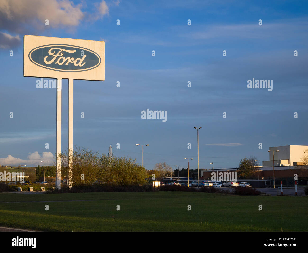 Ford motor company blue hi-res stock photography and images - Alamy