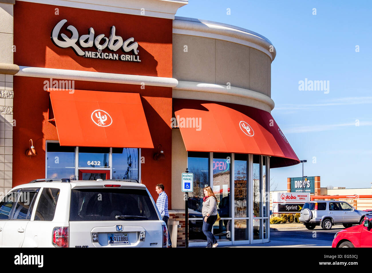 Qdoba Mexican Grill restaurant exterior in Oklahoma City, Oklahoma, USA. Stock Photo