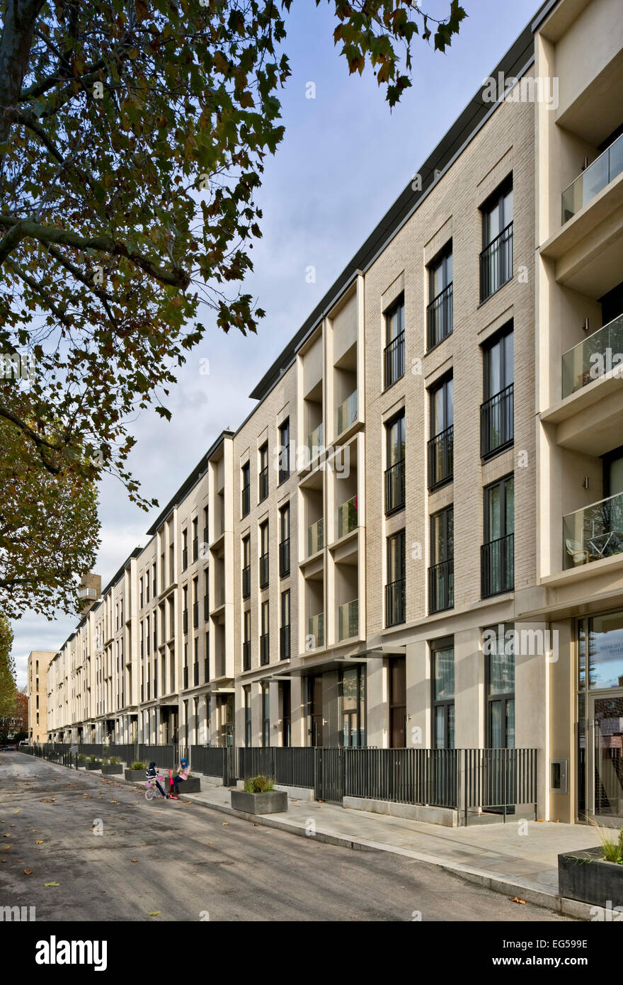 Portobello Square Housing, London, United Kingdom. Architect PRP