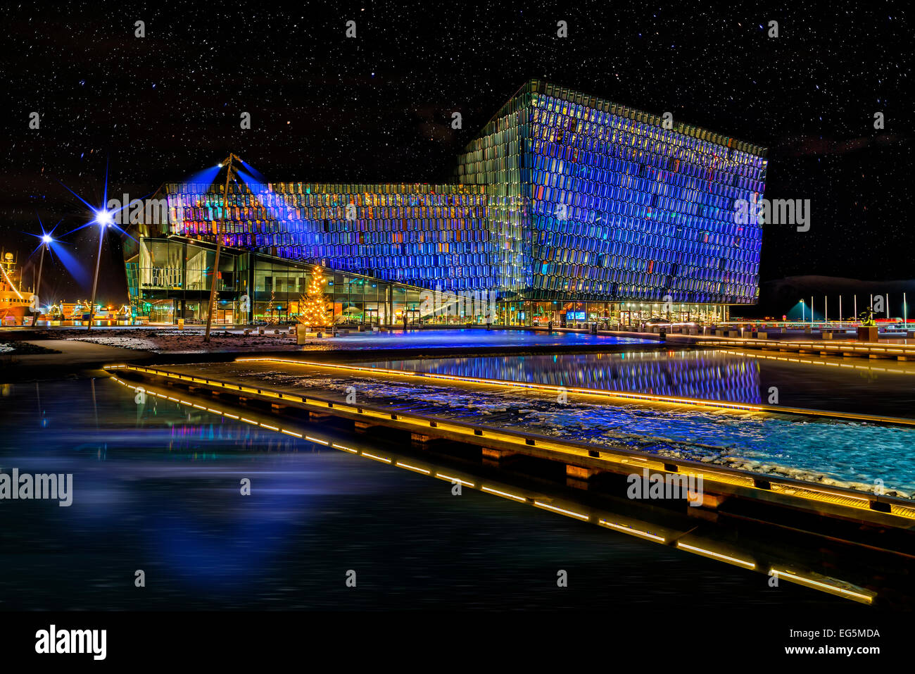 Harpa concert hall lights at night hires stock photography and images