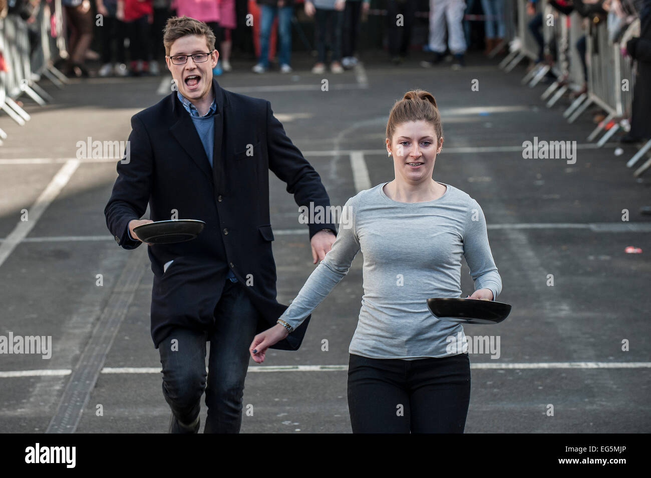 Pancake Race Stock Photos & Pancake Race Stock Images - Alamy