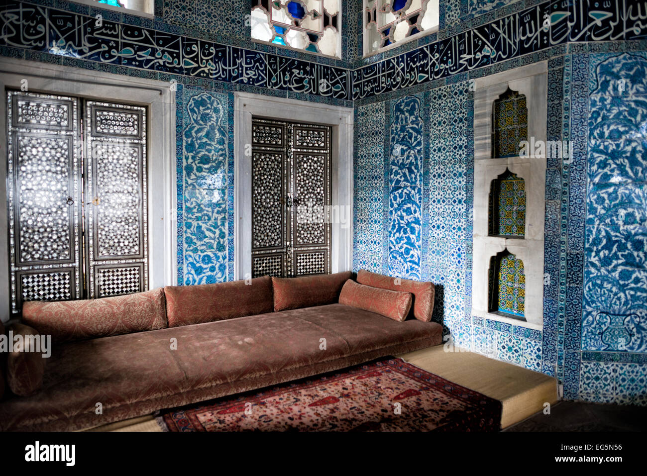Sultan Shell Commemorate baghdad campaign hi-res stock photography and images - Alamy