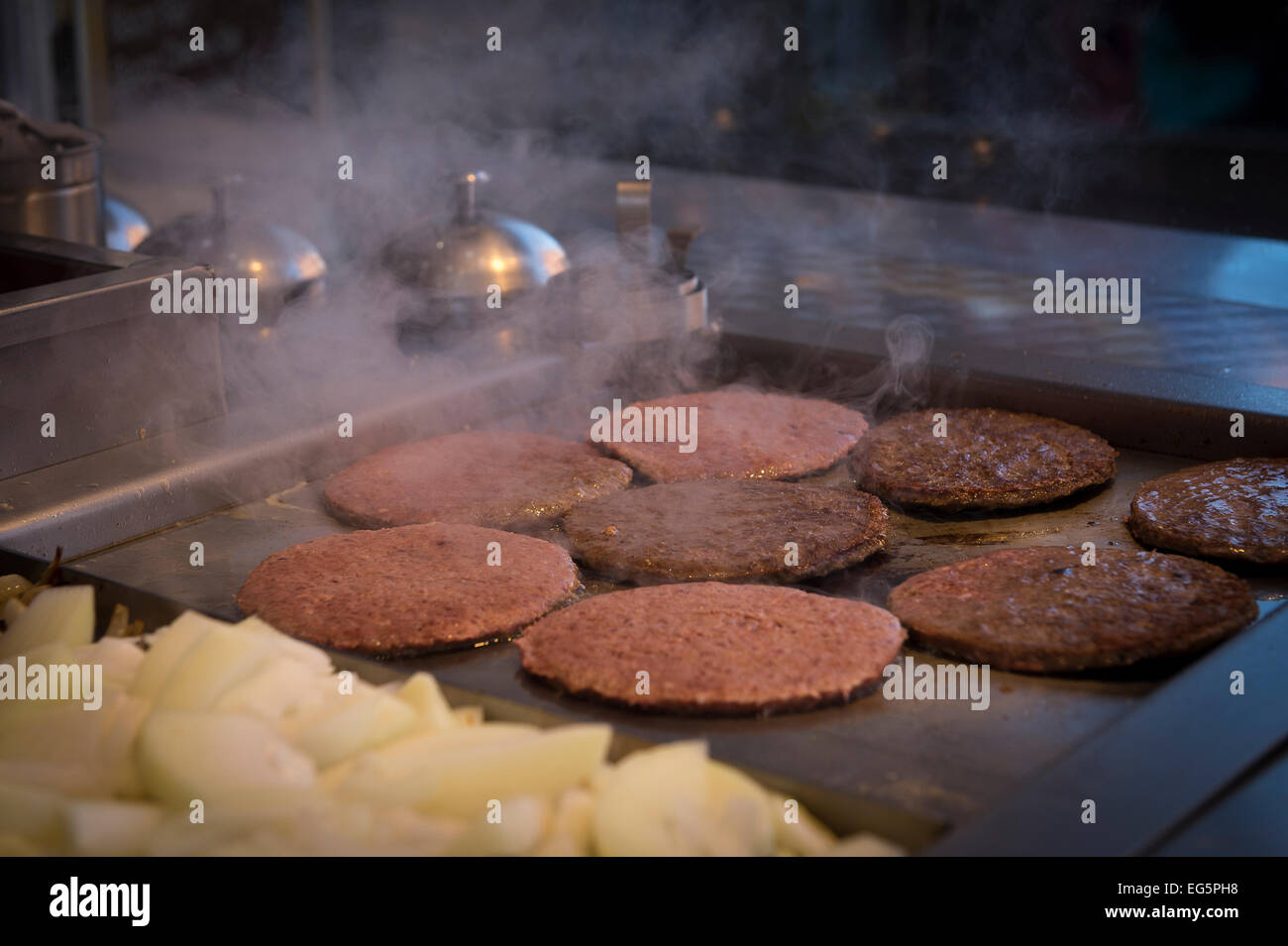 Burger van kitchen hires stock photography and images Alamy