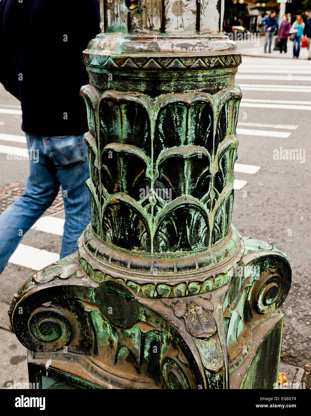 American art deco furniture hi-res stock photography and images - Alamy