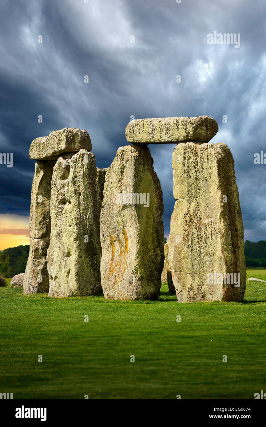 Ancient stones circles hi-res stock photography and images - Alamy