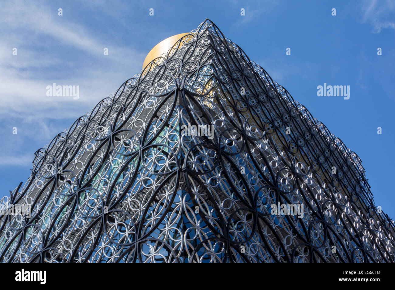 Birmingham library cladding hi-res stock photography and images - Alamy