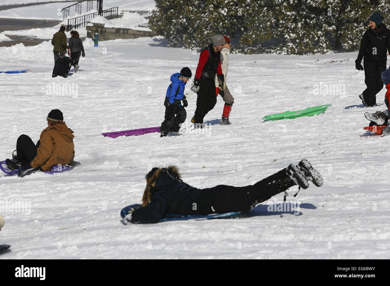 Washington, D.C, USA. 17th Feb, 2015. Families enjoy the snow day by ...