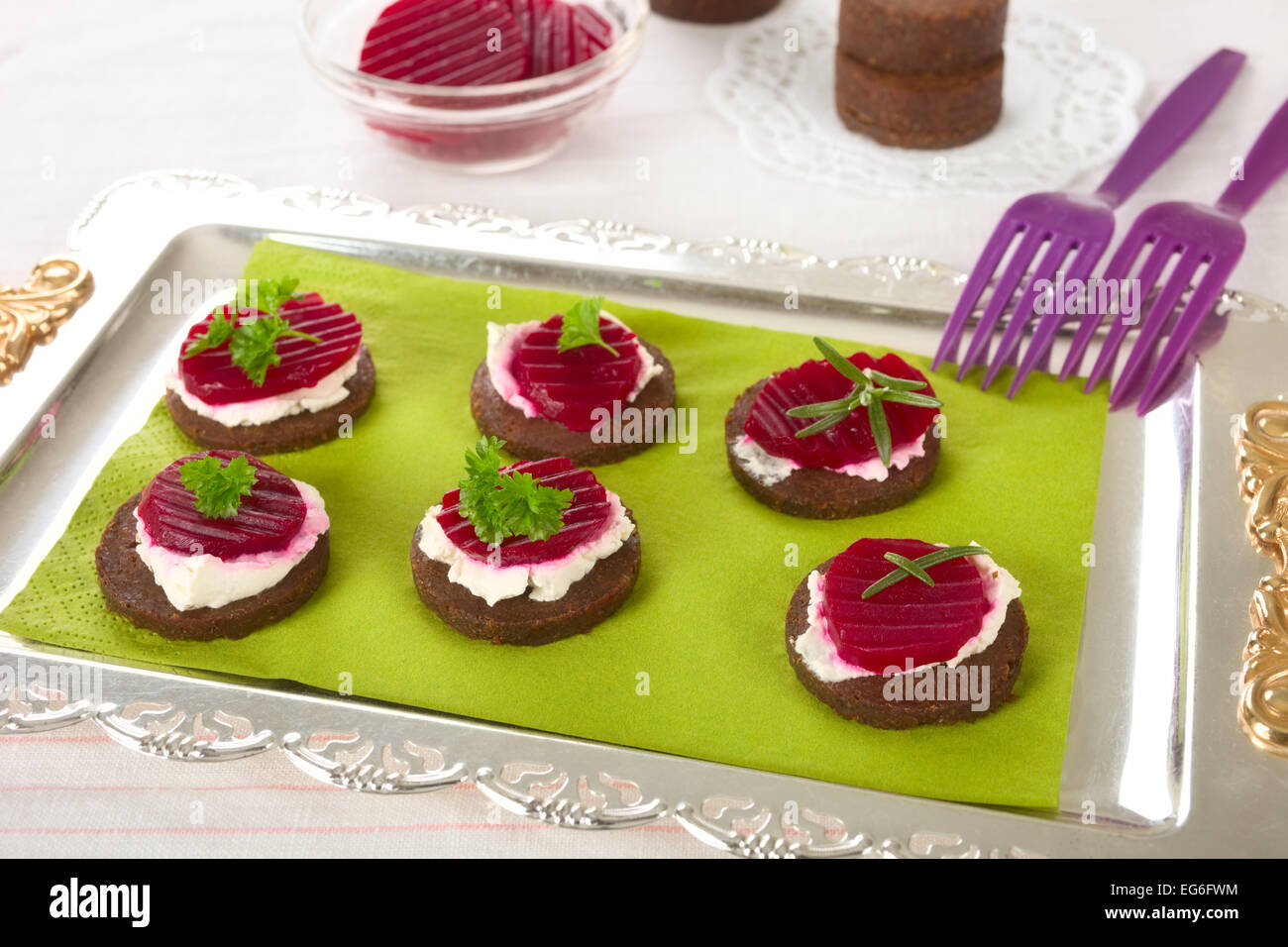 Pumpernickel bread with beetroot and cream cheese Stock Photo - Alamy