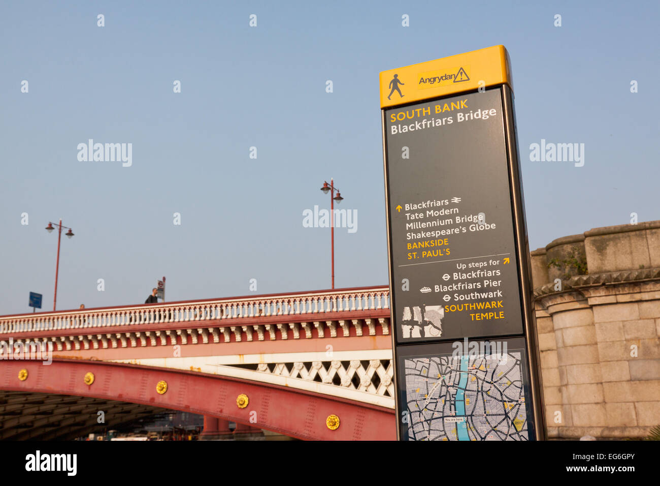 Walking directions hires stock photography and images Alamy