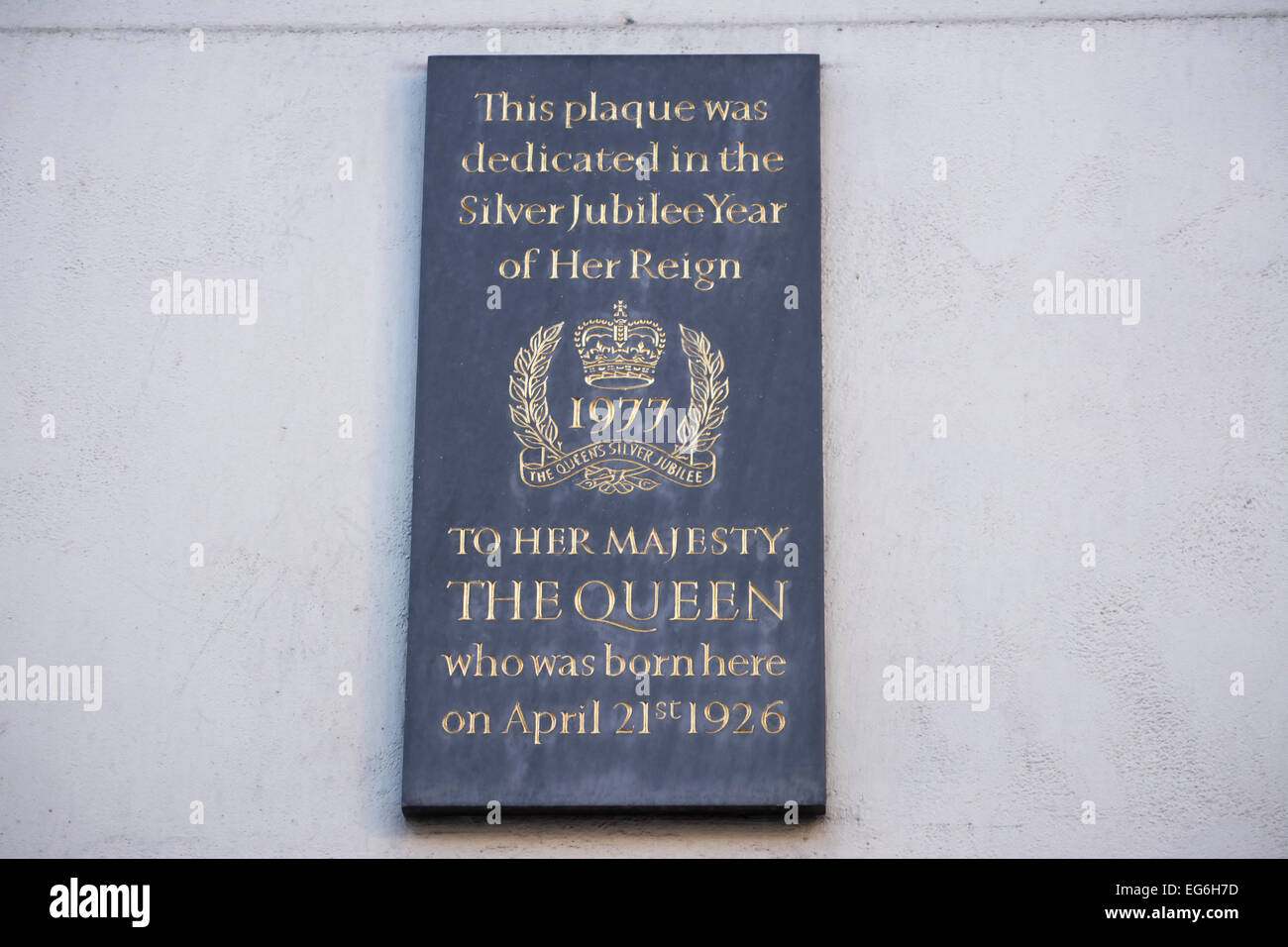 wall plaque marking the birthplace in bruton street, london, of the