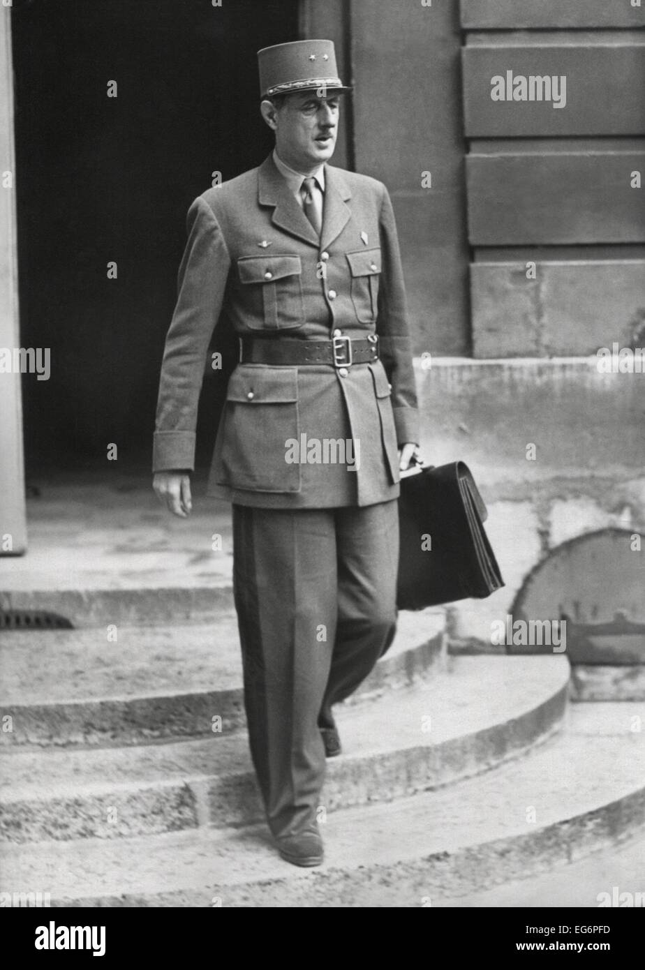 General Charles de Gaulle leaves the a Consul of Ministers meeting in Paris, May 9, 1945. - (BSLOC 2014 15 236) Stock Photo