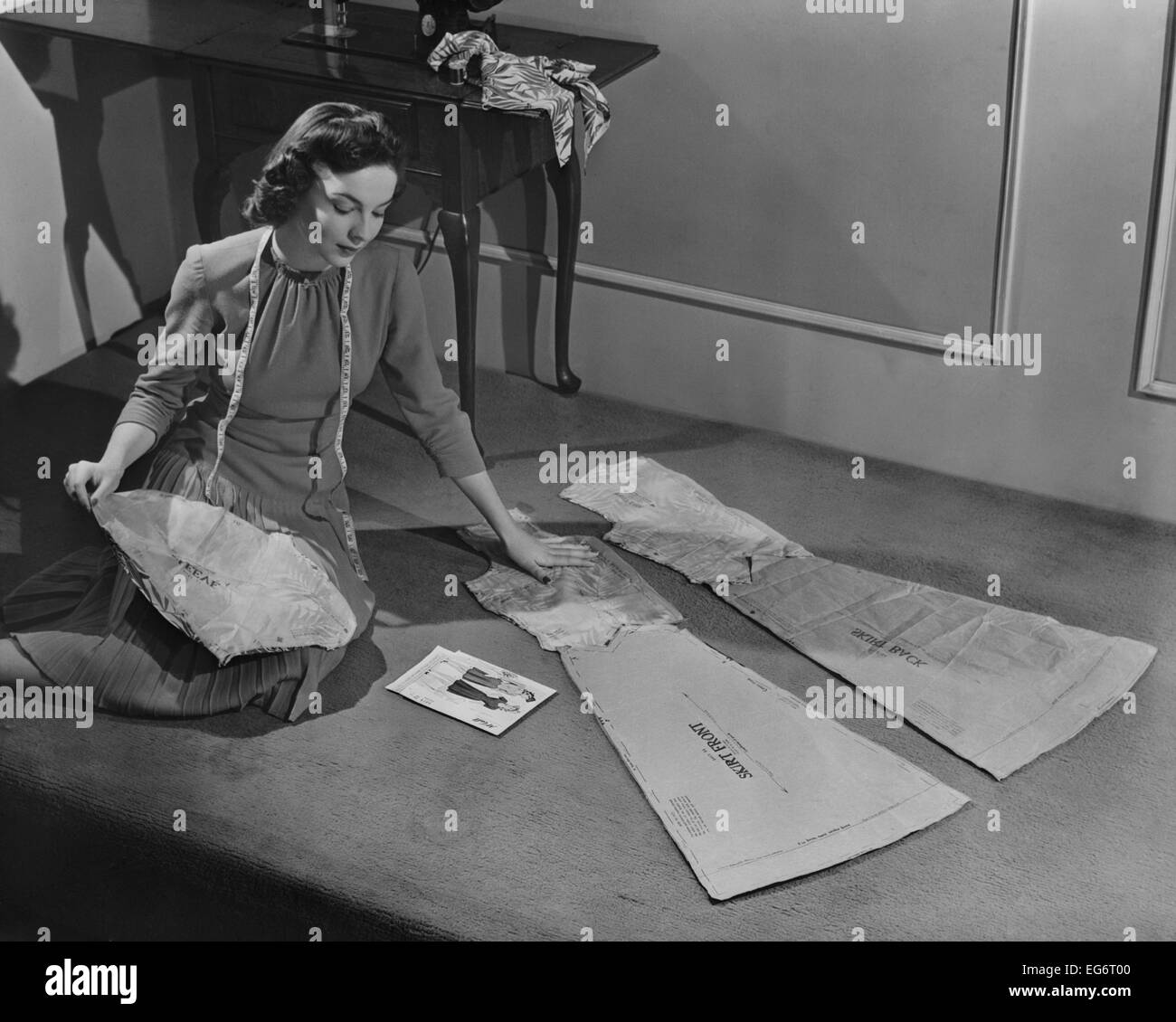 In the 1940s, many women continued to sew their own clothing. Fashionable patterns were distributed nationwide. In the Stock Photo