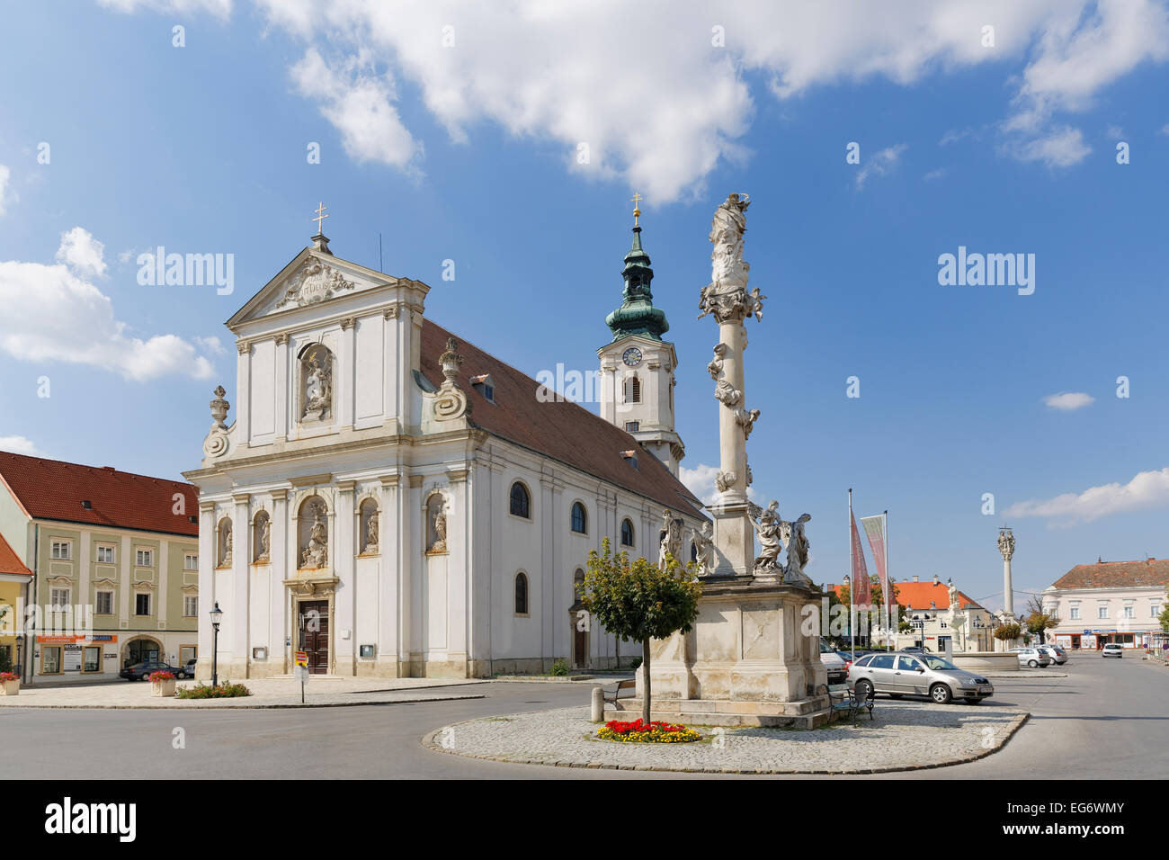 Parish Church of the Holy Trinity in the main square, Bruck an der Leitha, Industrieviertel quarter, Lower Austria, Austria Stock Photo