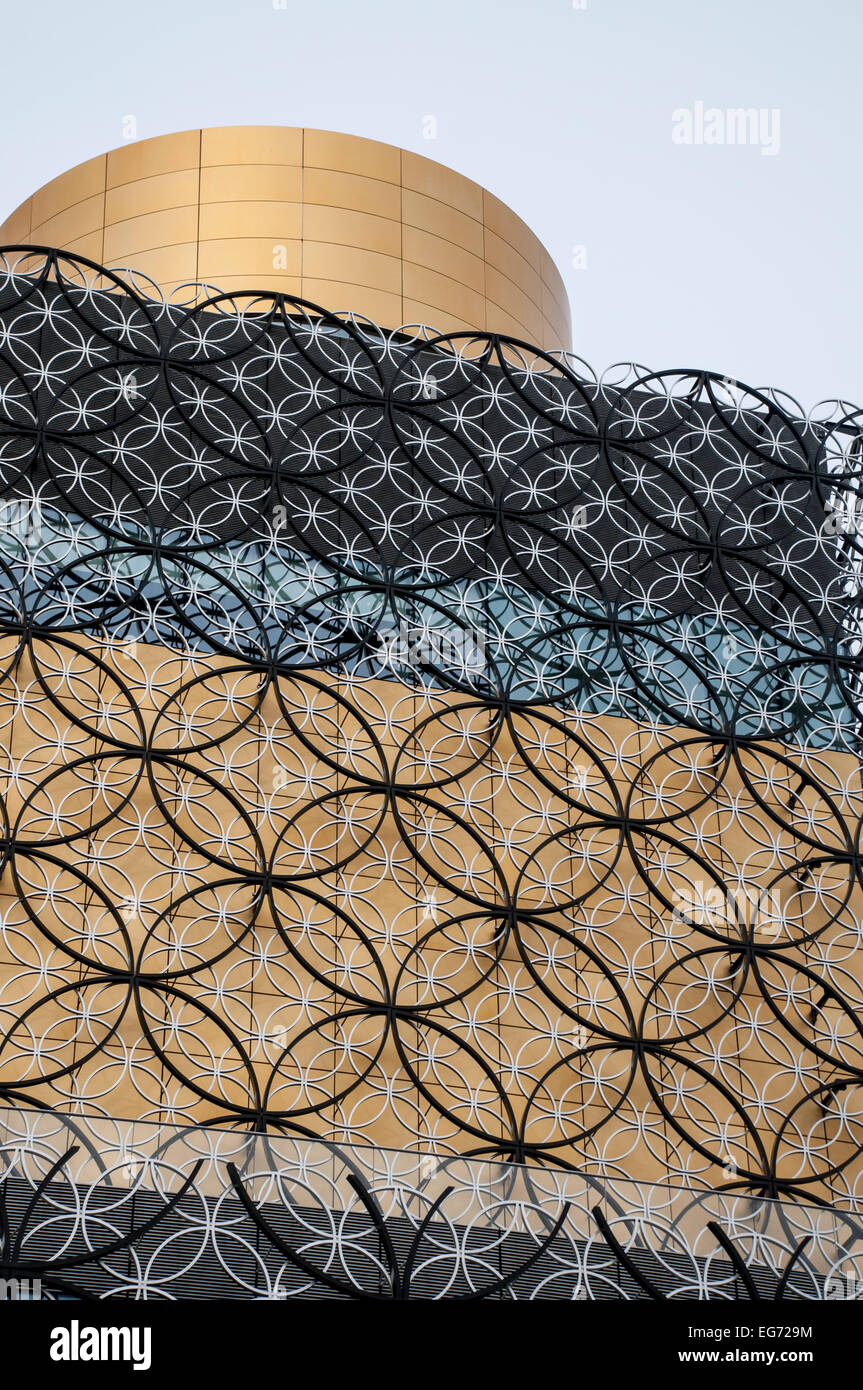 Birmingham library cladding hi-res stock photography and images - Alamy