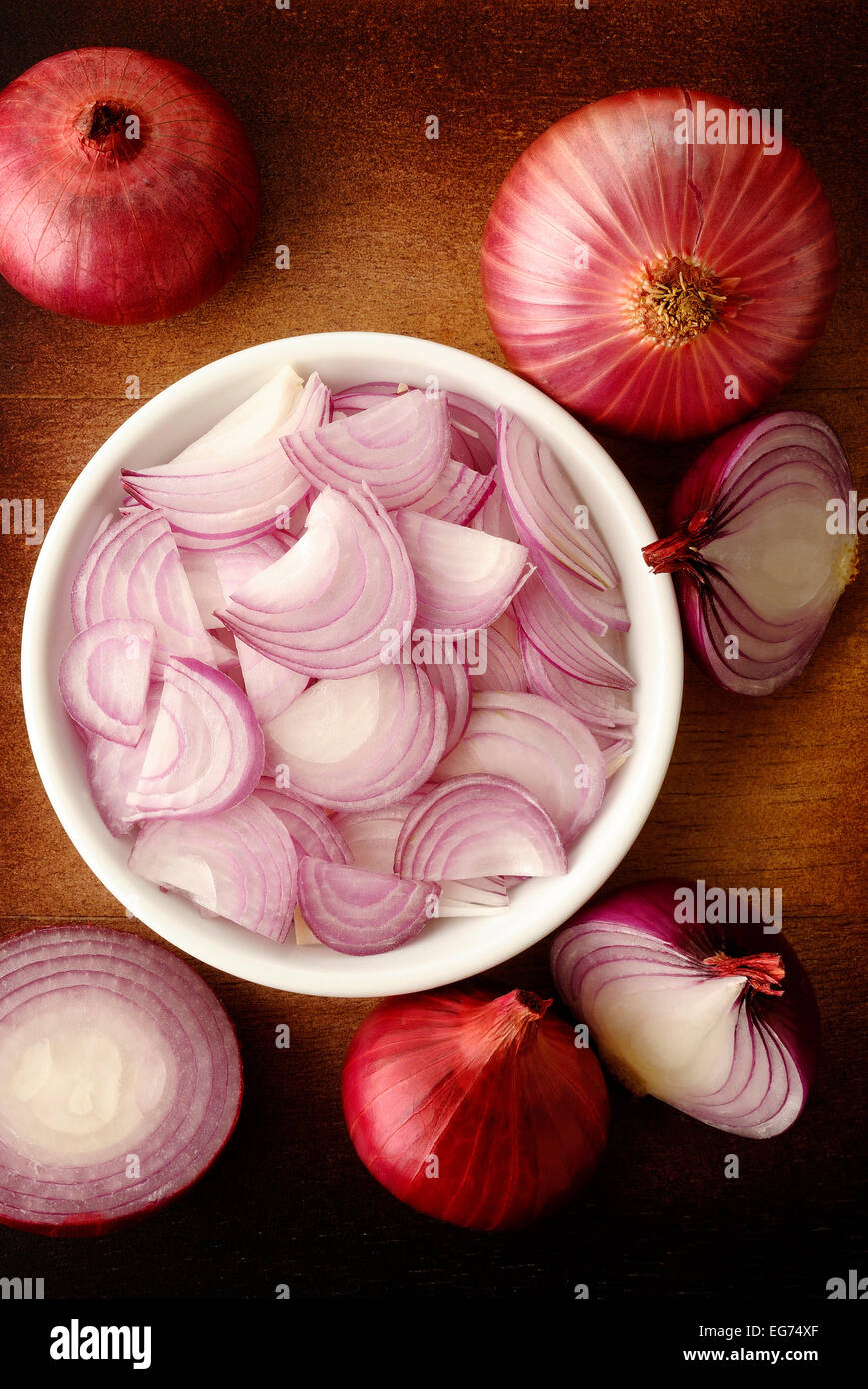 White onion sliced hi-res stock photography and images - Alamy