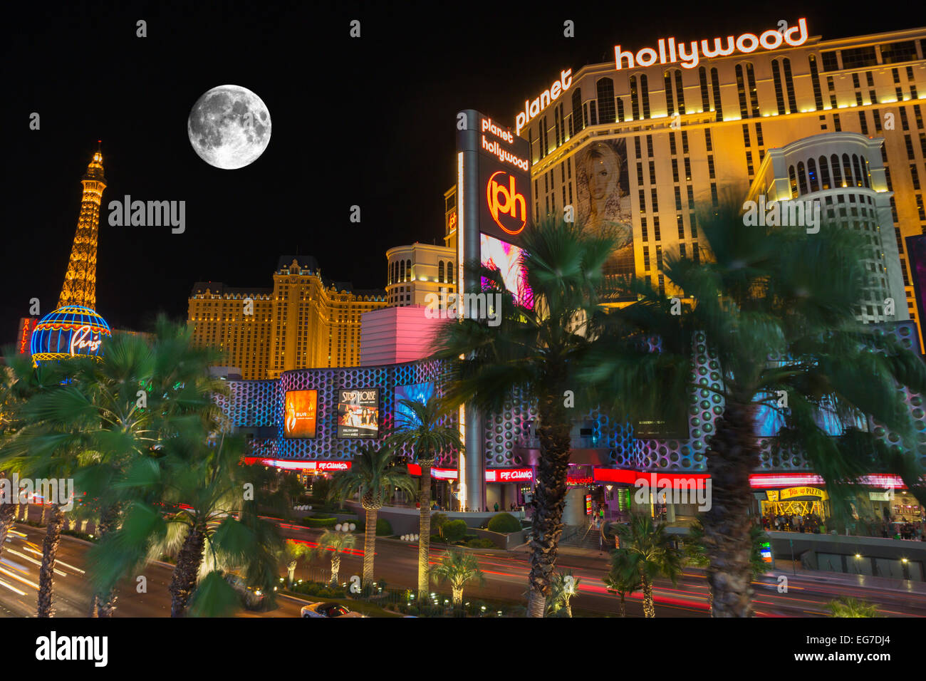 Eiffel Tower of Paris Hotel in Las Vegas Editorial Stock Image - Image of  luxury, casino: 22069414