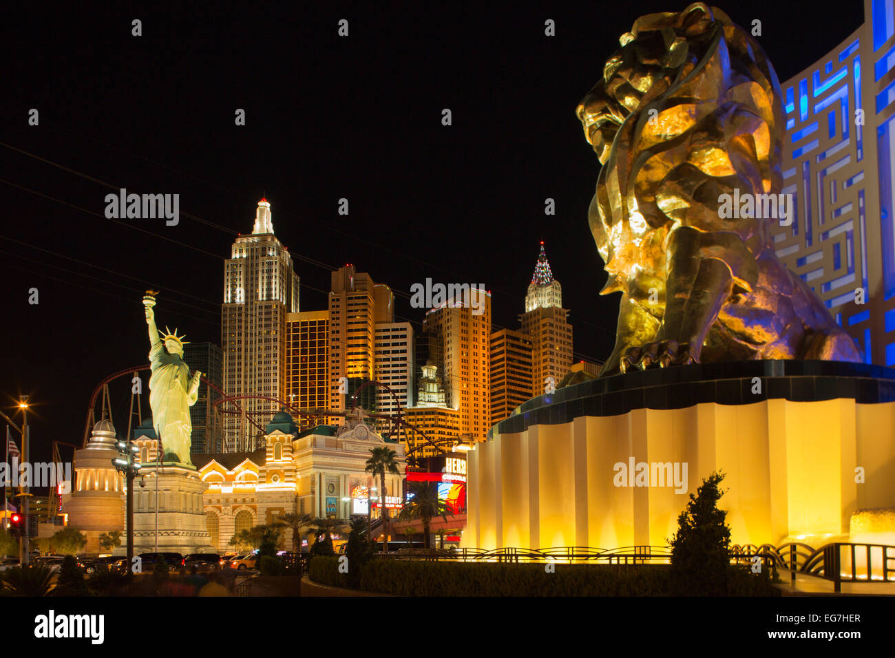 LION MGM GRAND NEW YORK NEW YORK HOTEL CASINOS THE STRIP LAS VEGAS NEVADA USA Stock Photo