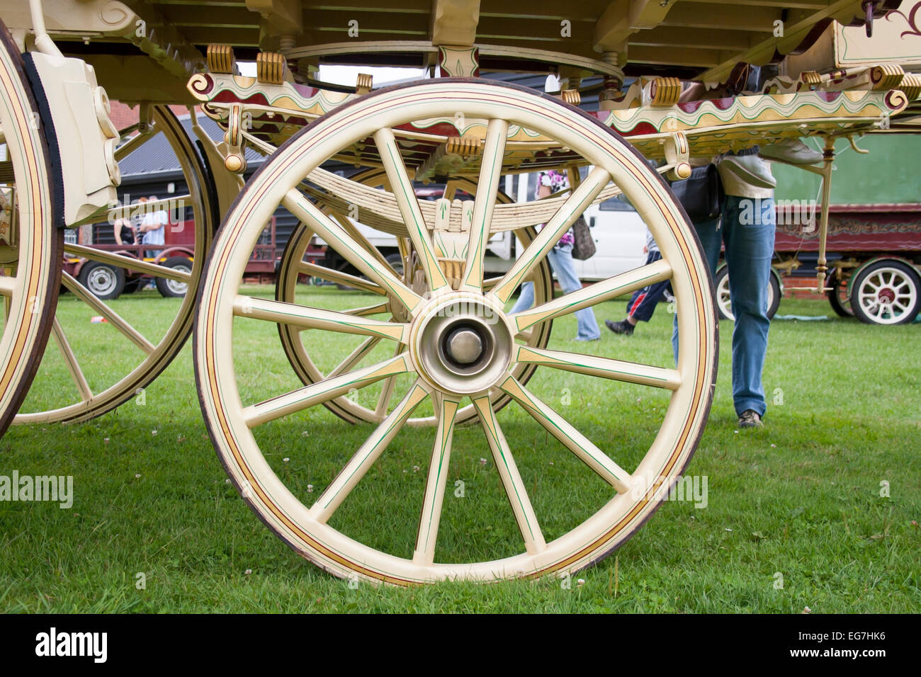 Gypsy Traveler Cart Wheel Vardo at Gypsy Fair Stock Photo Alamy