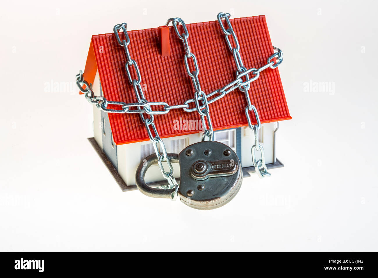 Symbolic image, safety at home, burglary prevention, steel chain and