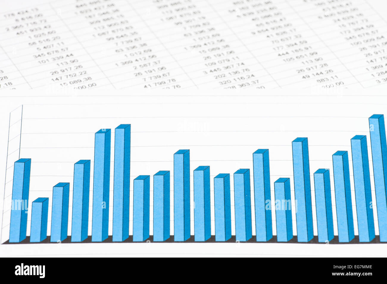 Financial diagram hi-res stock photography and images - Alamy