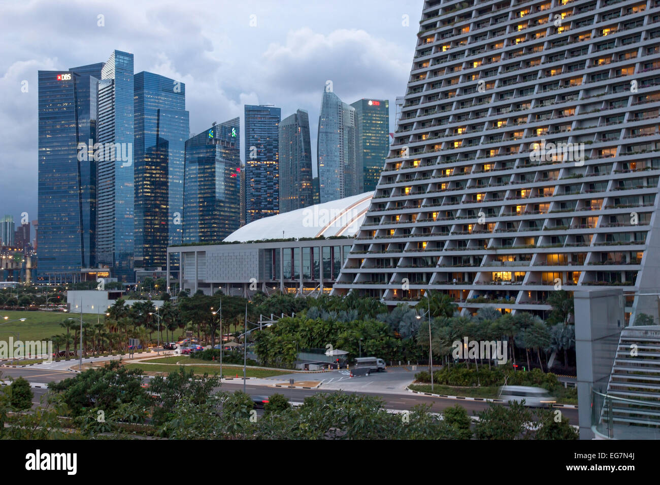 The Marina Bay Sands Hotel With Skyscrapers In Downtown Of Singapore Stock Photo Alamy