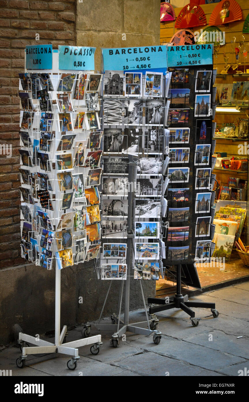 Rotating display stand rack hi-res stock photography and images - Alamy