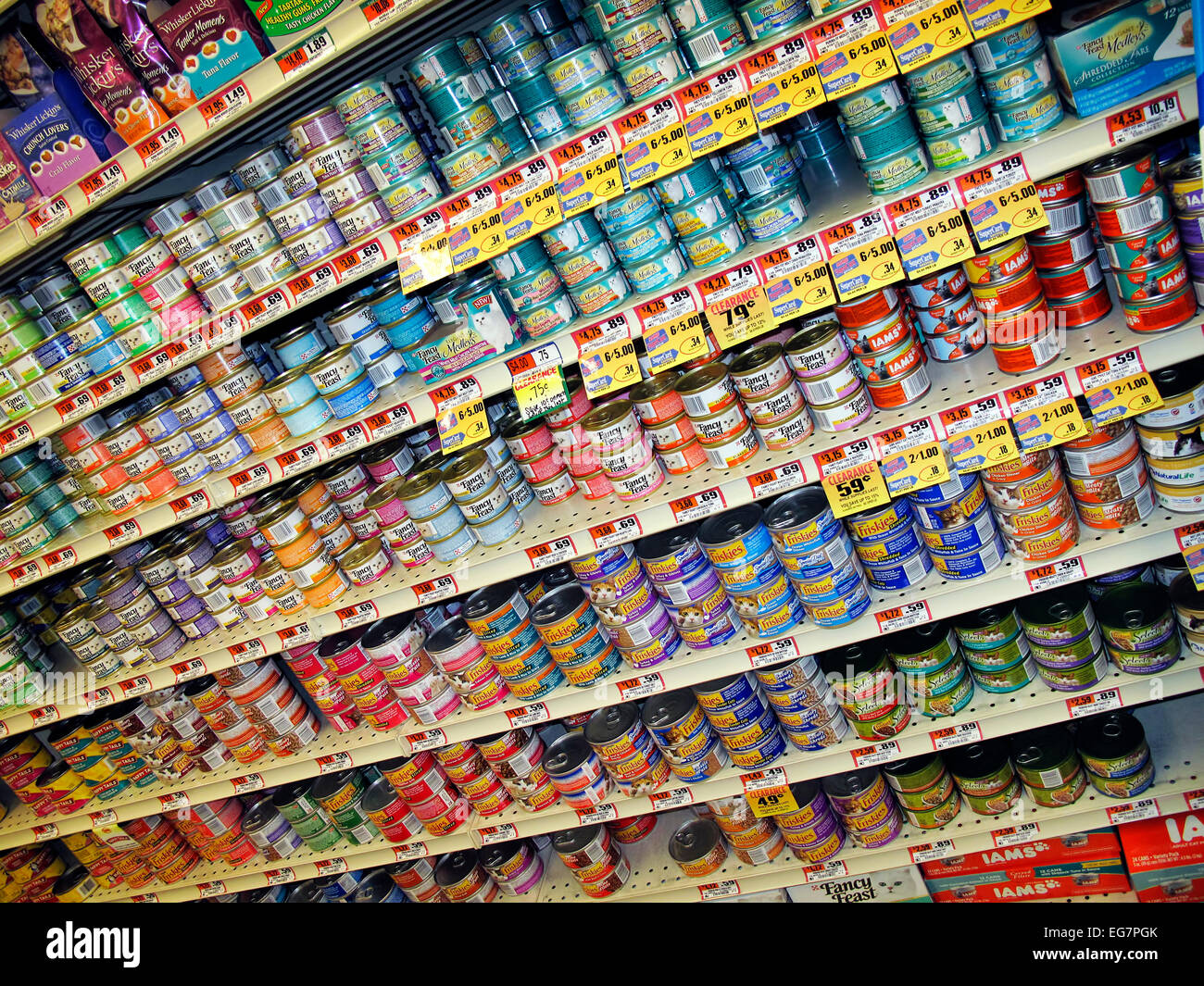 cat food in a grocery store Stock Photo 