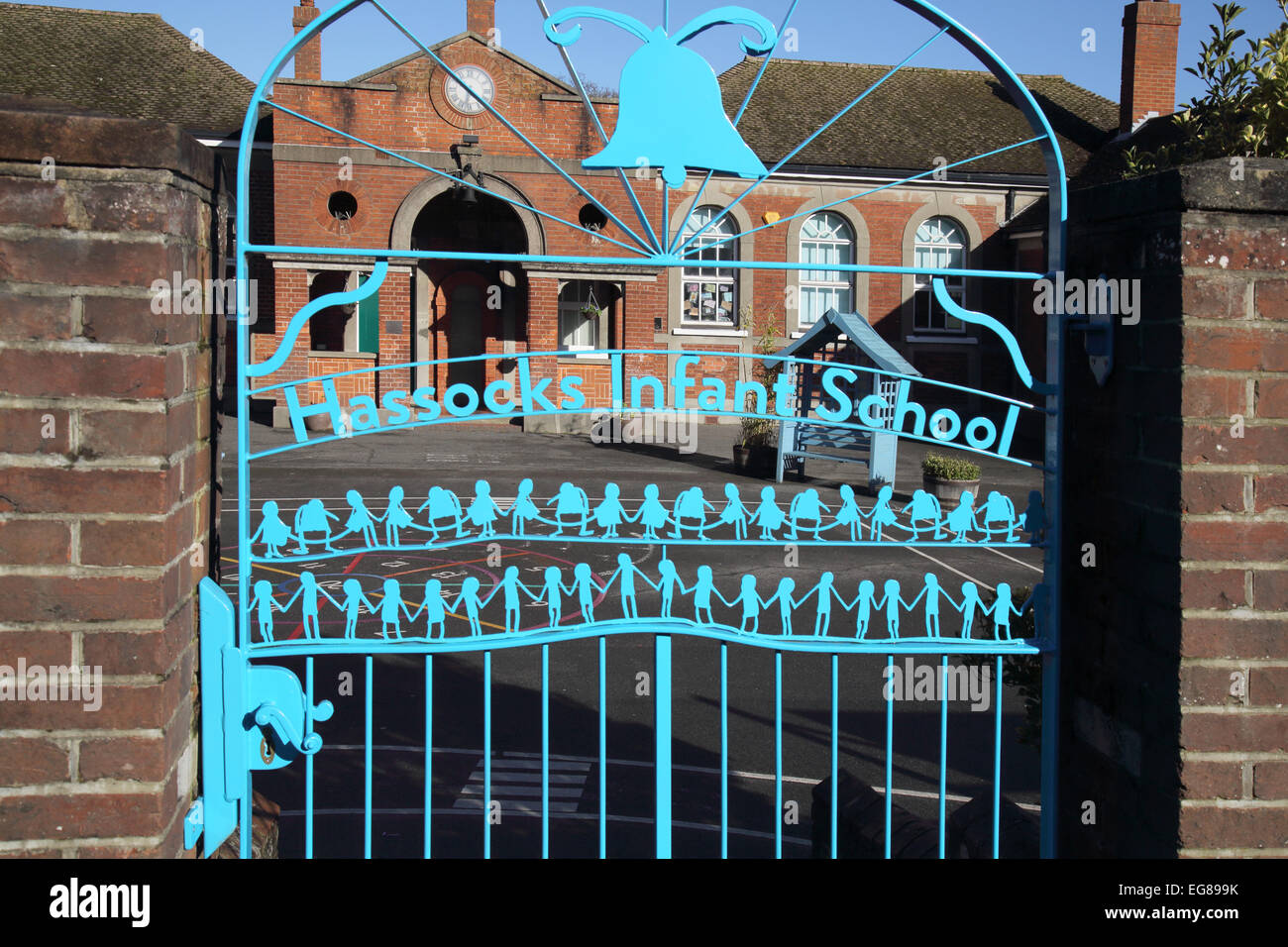 school gate at hassocks in west sussex Stock Photo Alamy