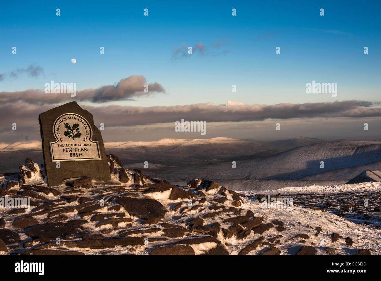 Wales, Pen Y Fan, Mountain, sunset, clouds Stock Photo Alamy
