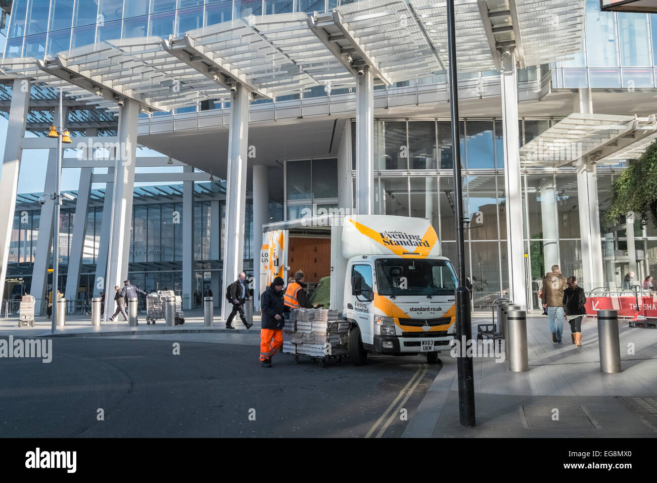 London Evening Standard newspaper delivery vehicle at London Bridge train station. Stock Photo