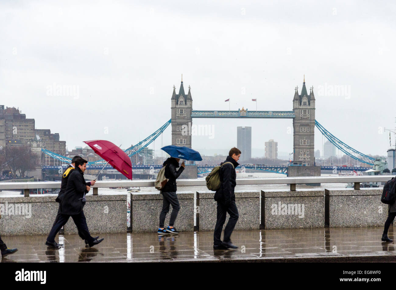 London, UK. 19th February, 2015: The Office for National Statistics (ONS) today released figures showing that workers in Central London have the highest productivity level at 42% above the UK average. Credit:  CAMimage/Alamy Live News Stock Photo