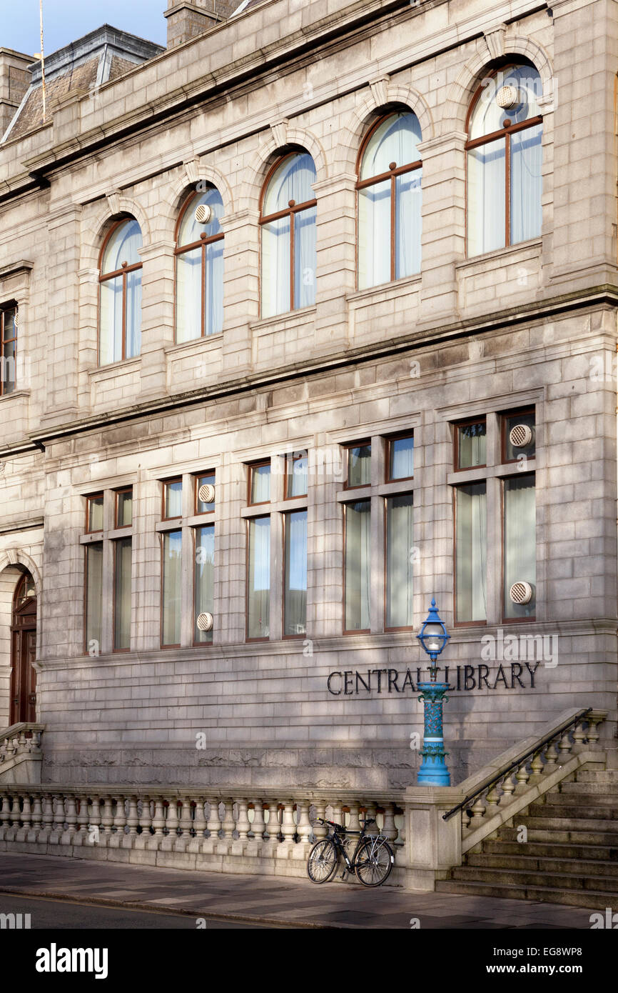 Central Library Building Rosemount Viaduct Aberdeen Stock Photo Alamy