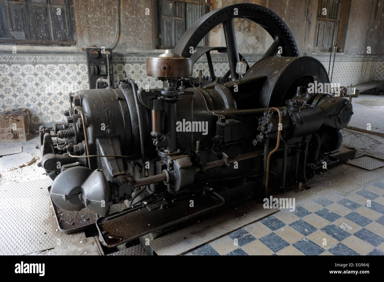 German diesel motor made in 1913 by Korting in Hanover, Germany, Hacienda Yaxcopoil, Yucatan, Mexico Stock Photo