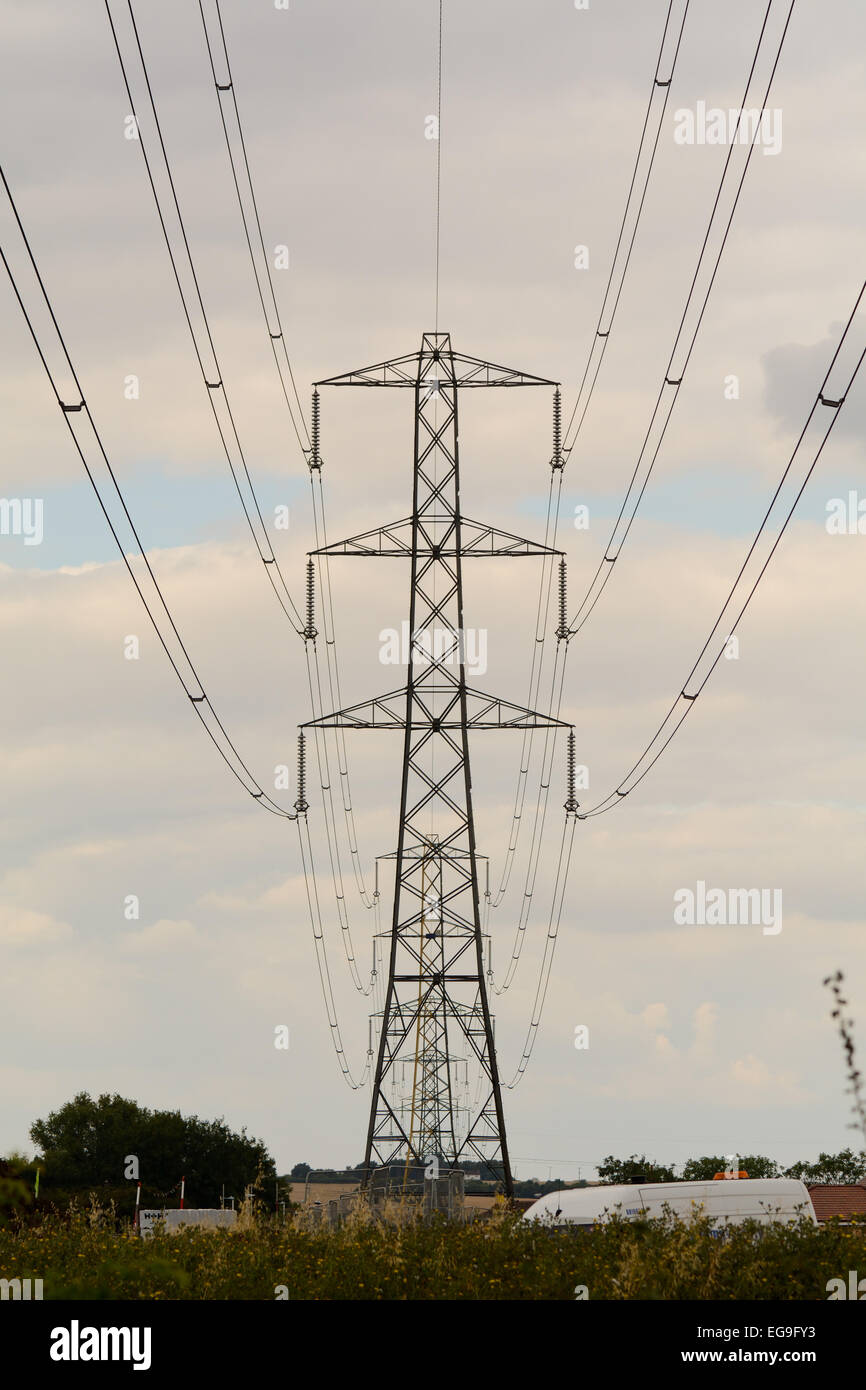 Electricity pylon and cables Stock Photo Alamy