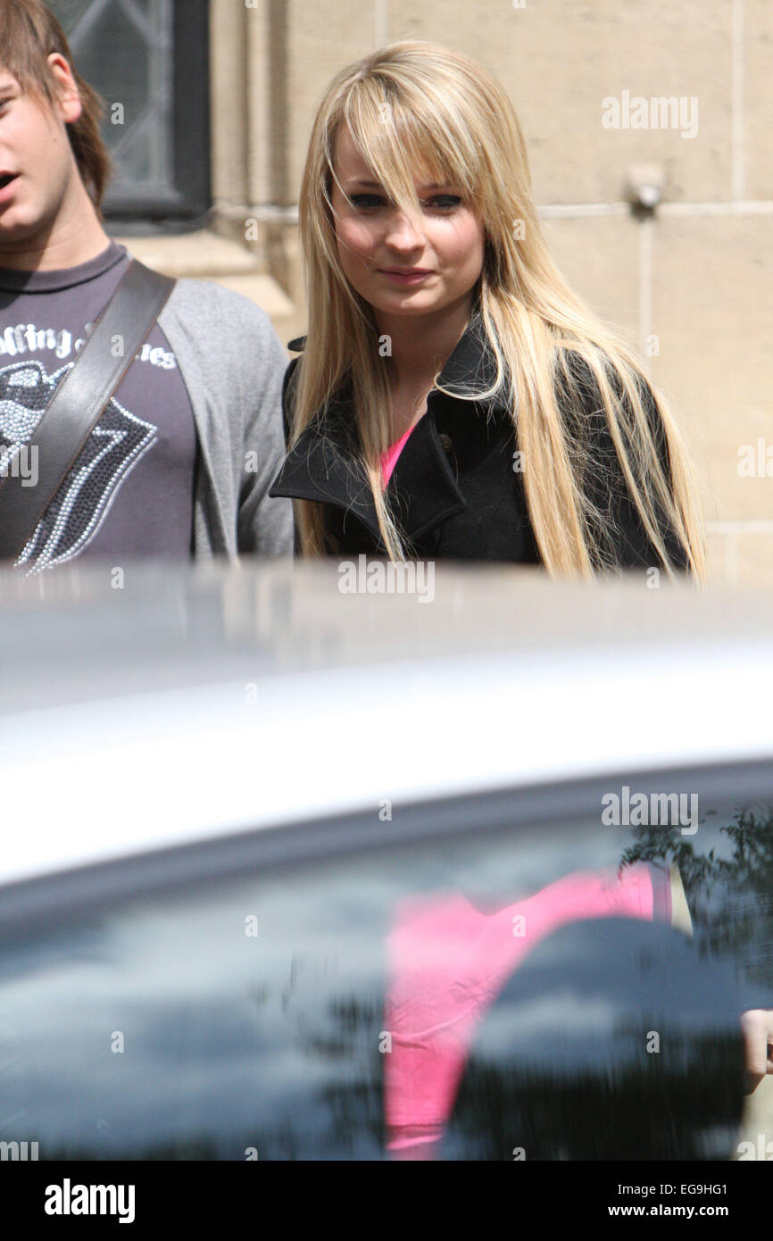 Chiroyli, jingalak ayollarning erotik fotosuratlari