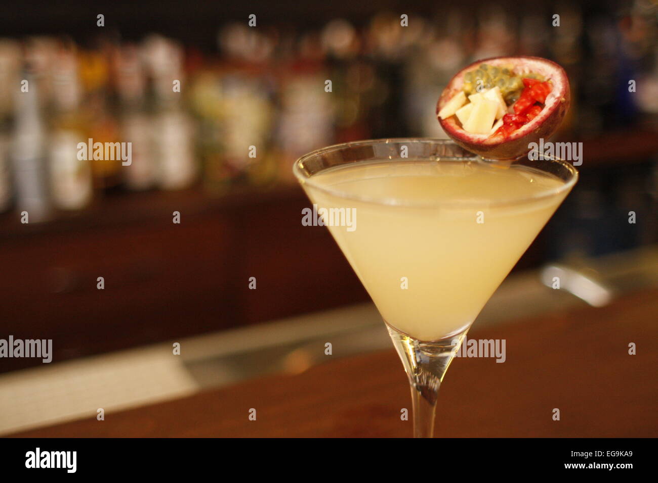 Passion fruit martini hi-res stock photography and images - Alamy