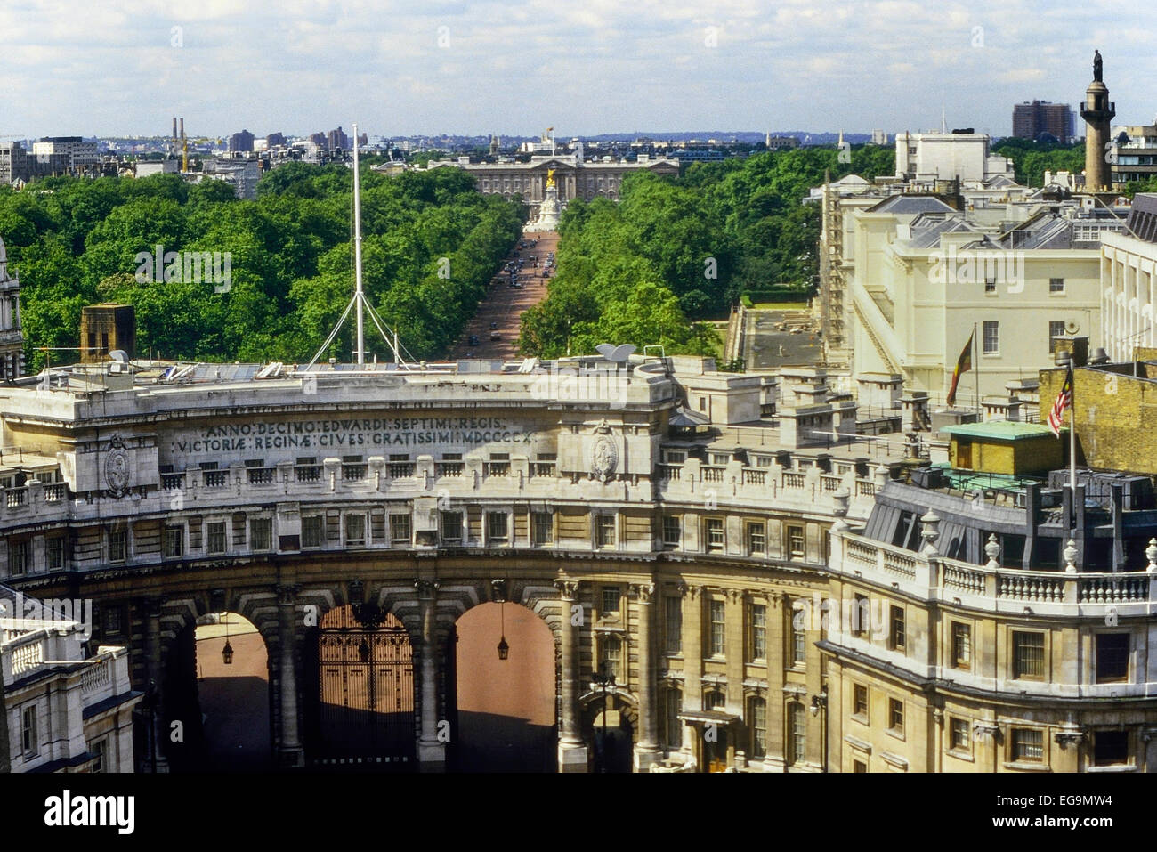 Looking down The Mall to Buckingham Palace from Marble Arch. London. UK Stock Photo