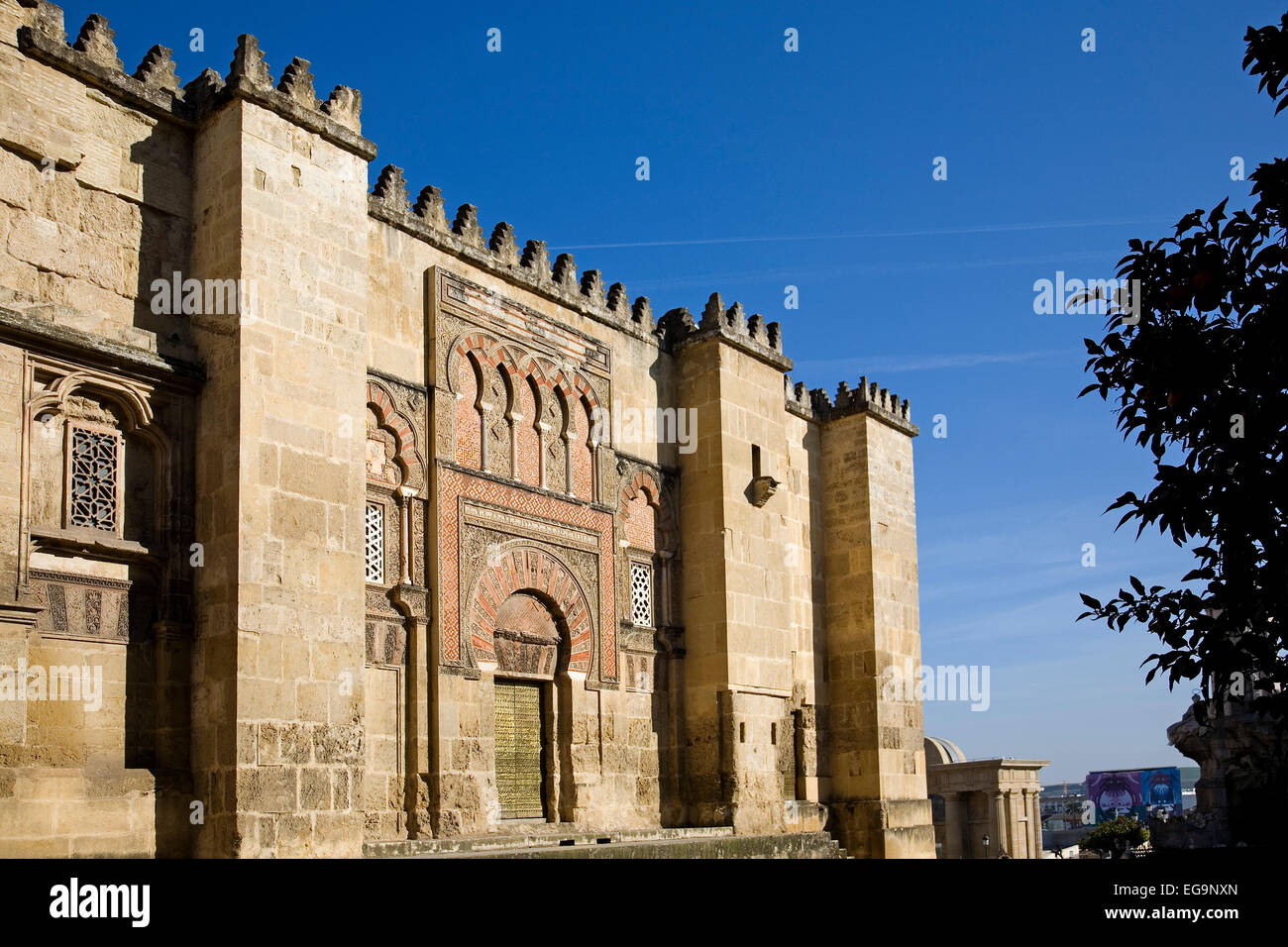 Mosque Cathedral Cordoba andalusia Spain exterior de la mezquita ...