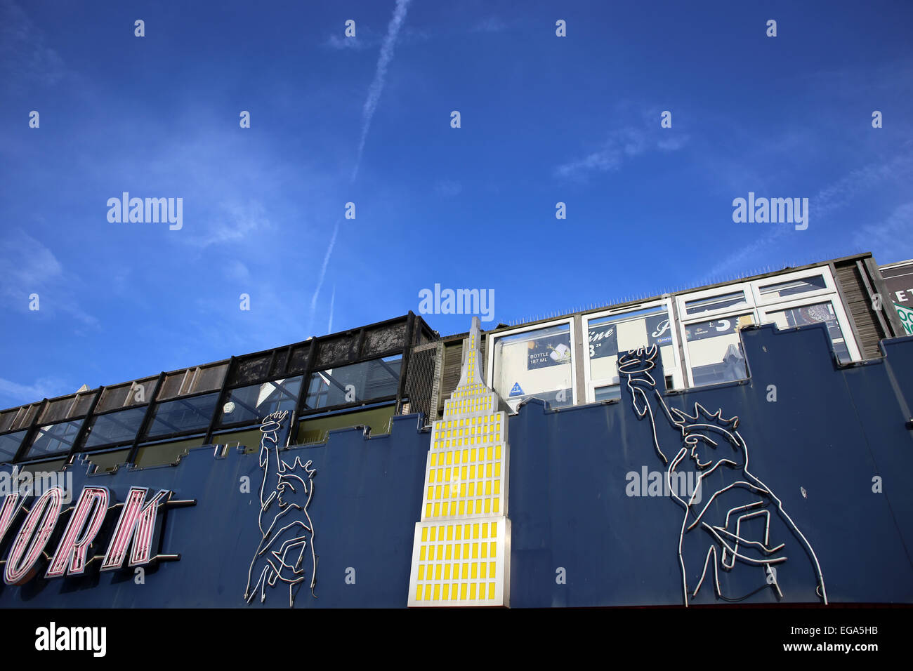 The New York amusement arcade in the seaside town of Southend, Essex, England, showing two Statue of Liberty logos. Stock Photo