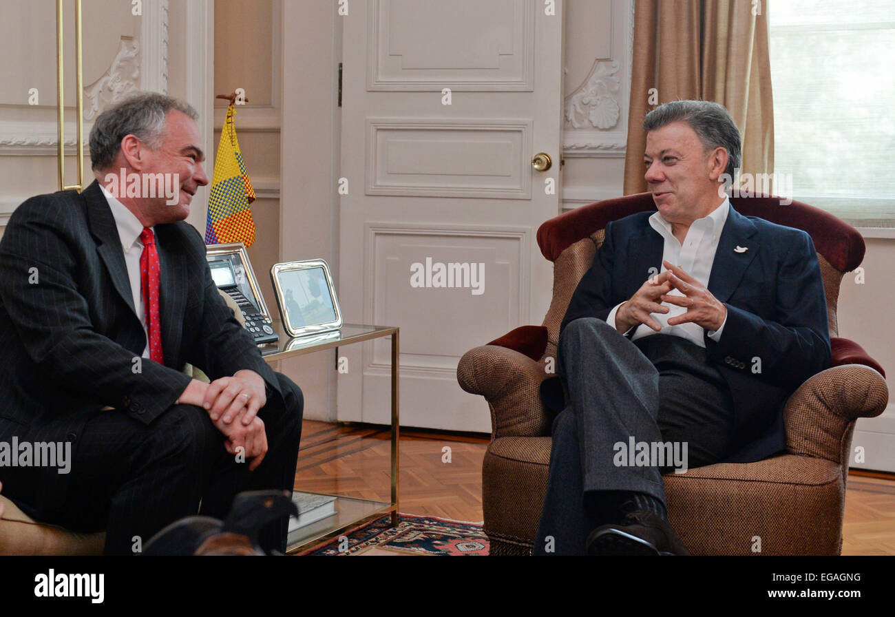 Bogota, Colombia. 20th Feb, 2015. Image provided by Colombia's Presidency of Colombian President Juan Manuel Santos (R) meeting with U.S. Democratic Party Senator and former Virginia state Governor Tim Kaine, in Casa de Narino, in Bogota, Colombia, on Feb. 20, 2015. © Efrain Herrera/Colombia's Presidency/Xinhua/Alamy Live News Stock Photo
