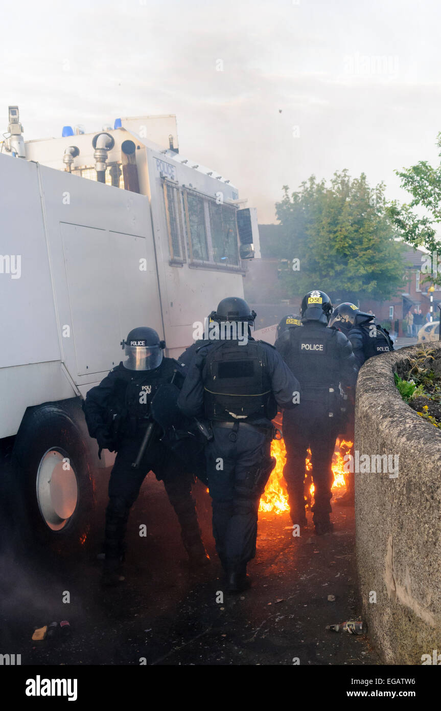 Police come under attack from petrol bombs Stock Photo