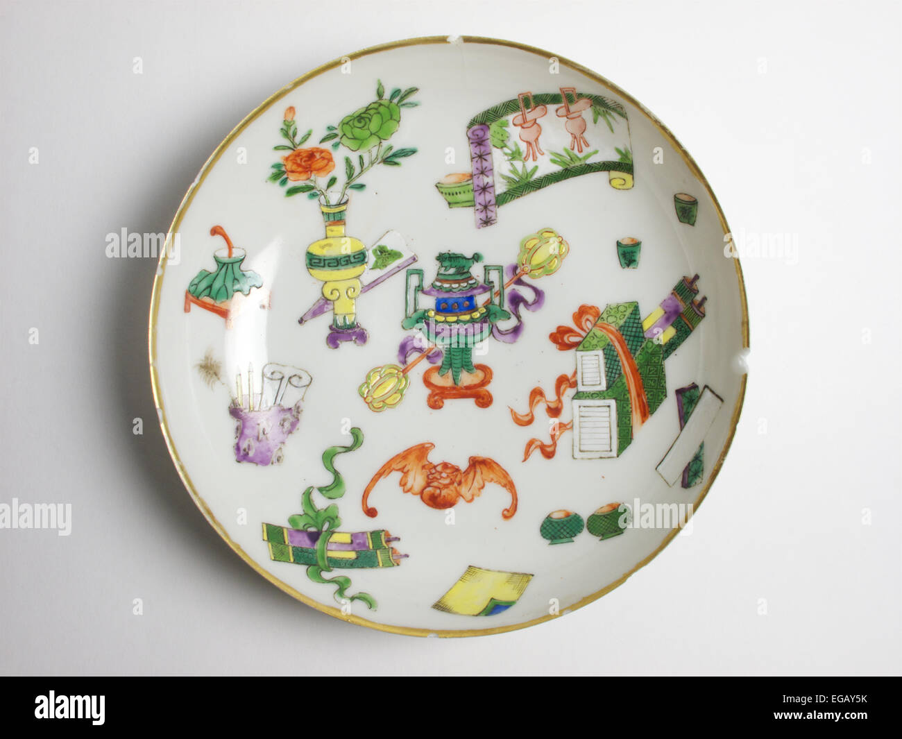 Antique Chinese famille verte porcelain dish Stock Photo