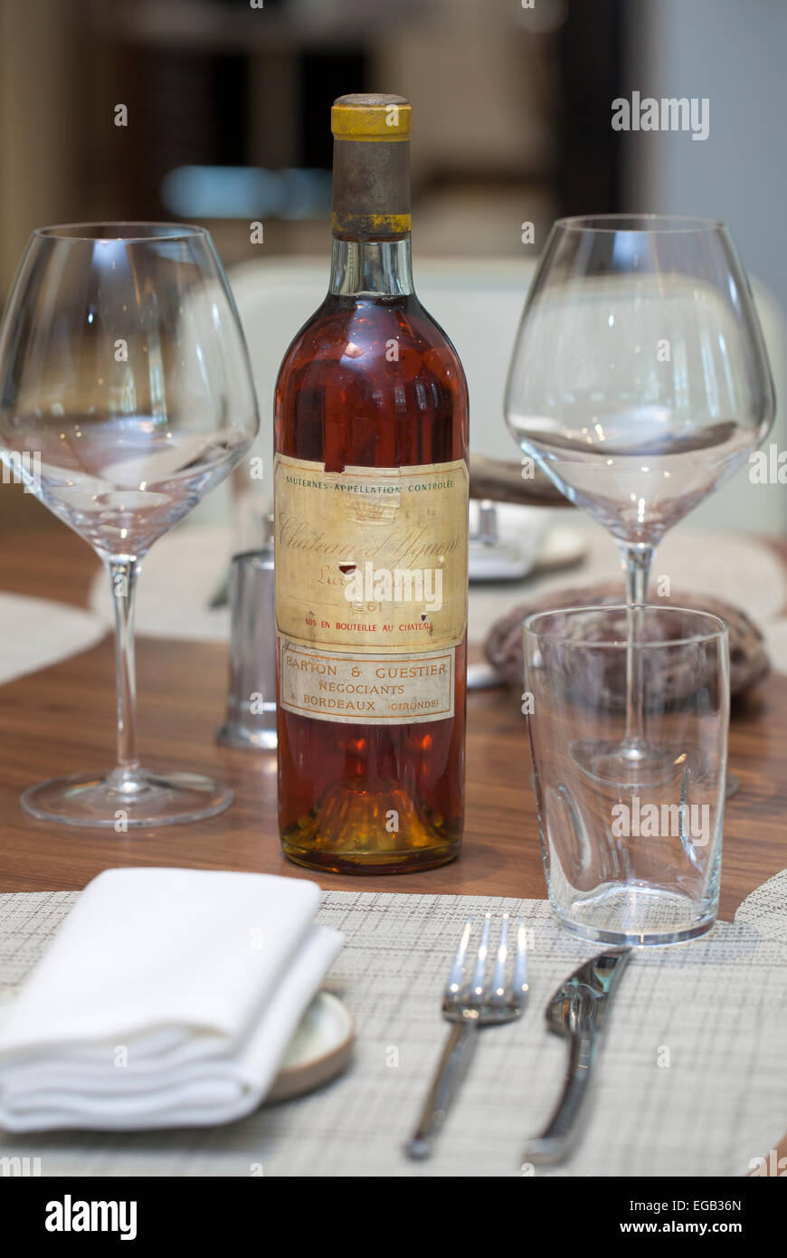 wine glasses holder Personalized Two Glass Wine Caddy main image 0