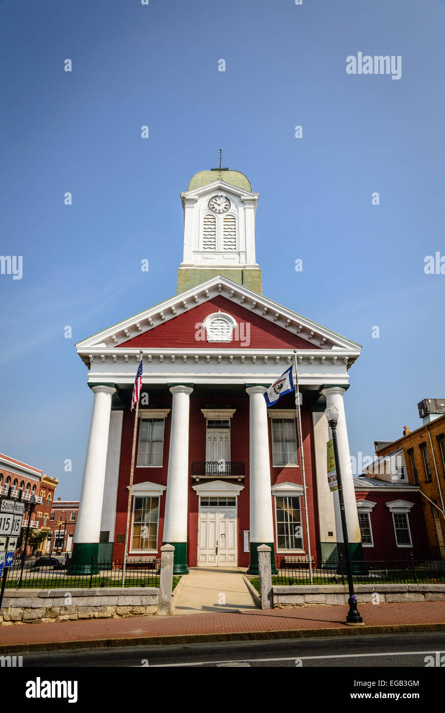 Jefferson County Courthouse, 100 East Washington Street, Charles Town