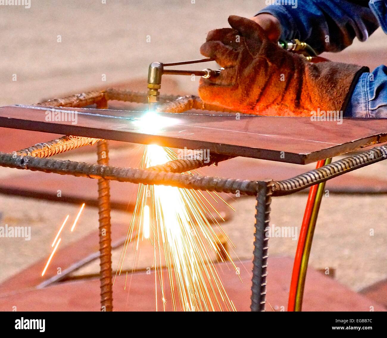 Oxygen and acetylene torch cutting steel with sparks Stock Photo - Alamy