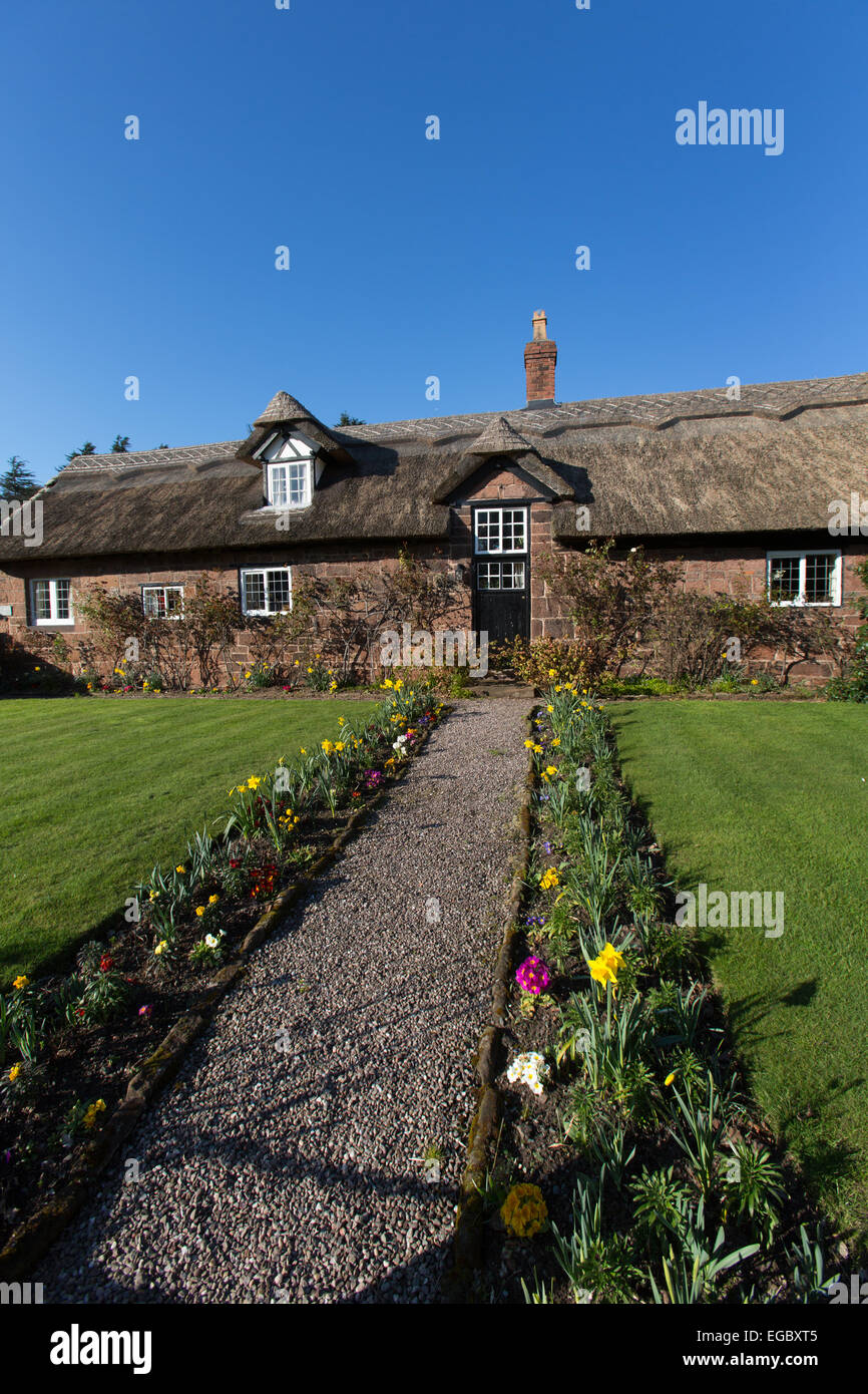 Burton village on wirral peninsula hires stock photography and images